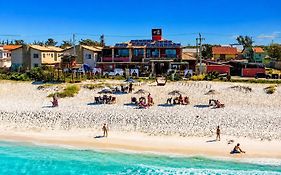 Pier Beach Club